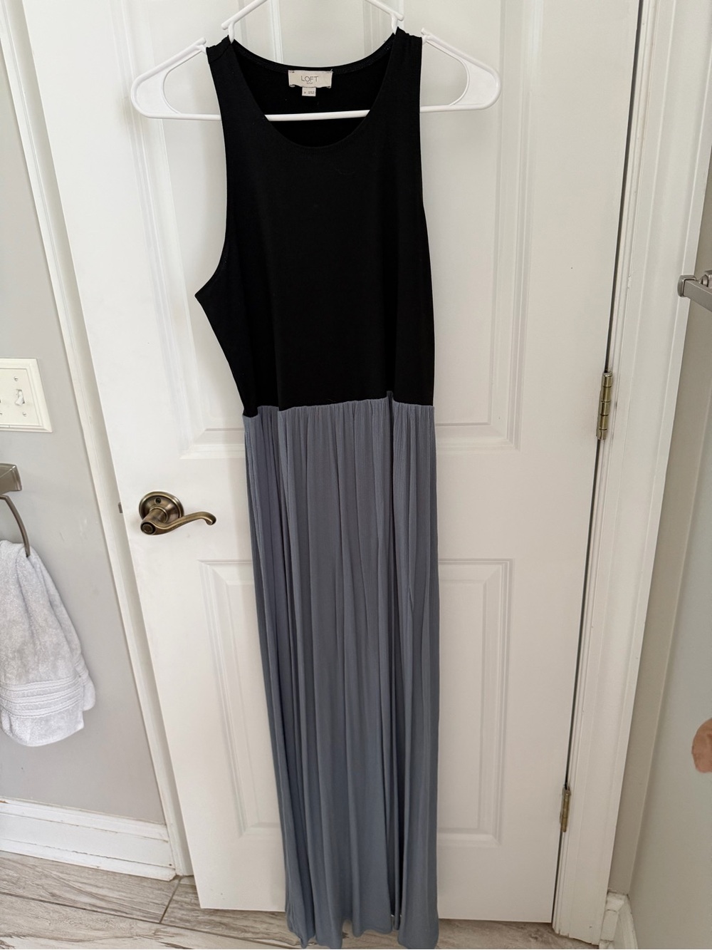 LOFT Black and Gray Sleeveless Maxi Dress with Pleated Skirt